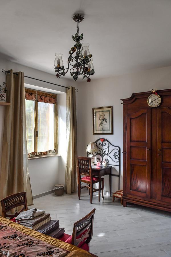 La Terra Di Mingo Bed & Breakfast Vado Ligure Exterior photo