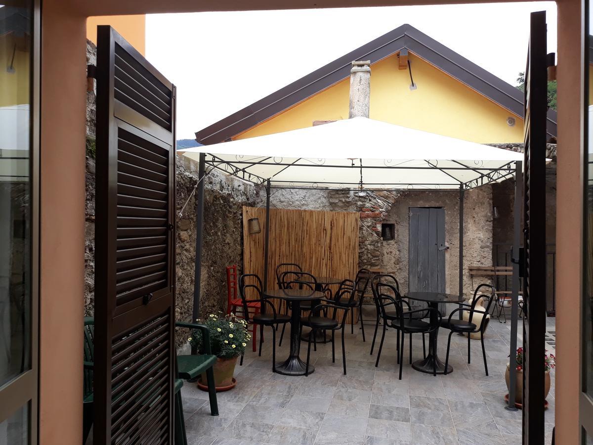 La Terra Di Mingo Bed & Breakfast Vado Ligure Exterior photo