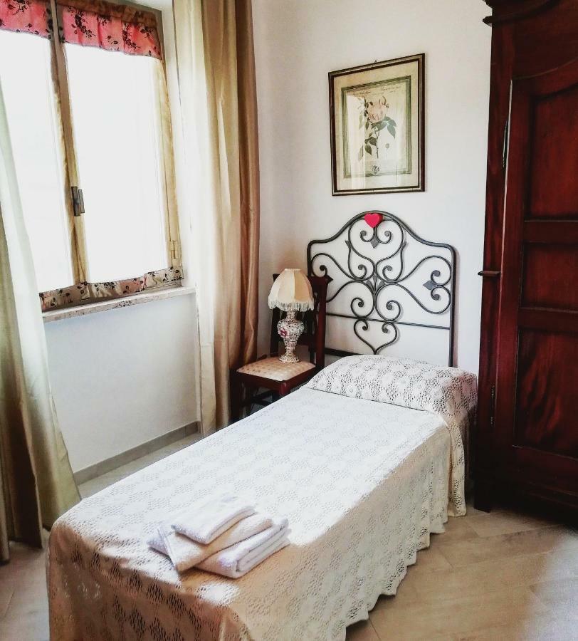 La Terra Di Mingo Bed & Breakfast Vado Ligure Exterior photo